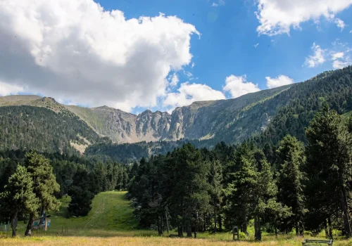 Photo du cirque du Cambre d'Aze l'été