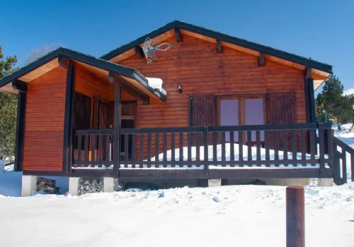 Photo du chalet de Eyne l'hiver